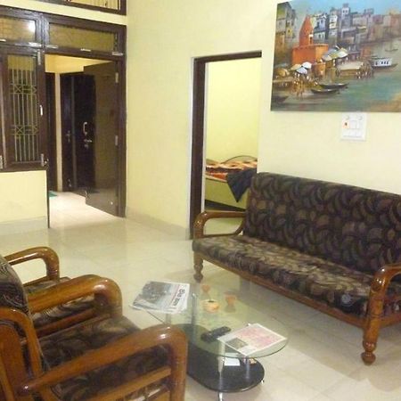 Gangotri Paying Guest House Waranasi Zewnętrze zdjęcie