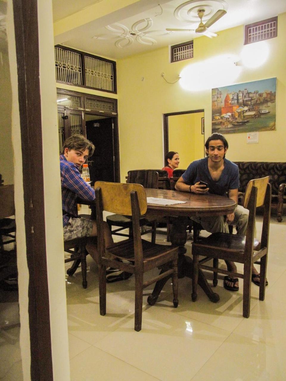 Gangotri Paying Guest House Waranasi Zewnętrze zdjęcie