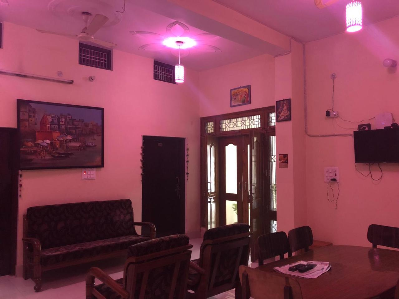 Gangotri Paying Guest House Waranasi Zewnętrze zdjęcie