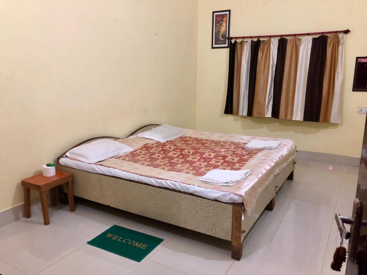 Gangotri Paying Guest House Waranasi Zewnętrze zdjęcie