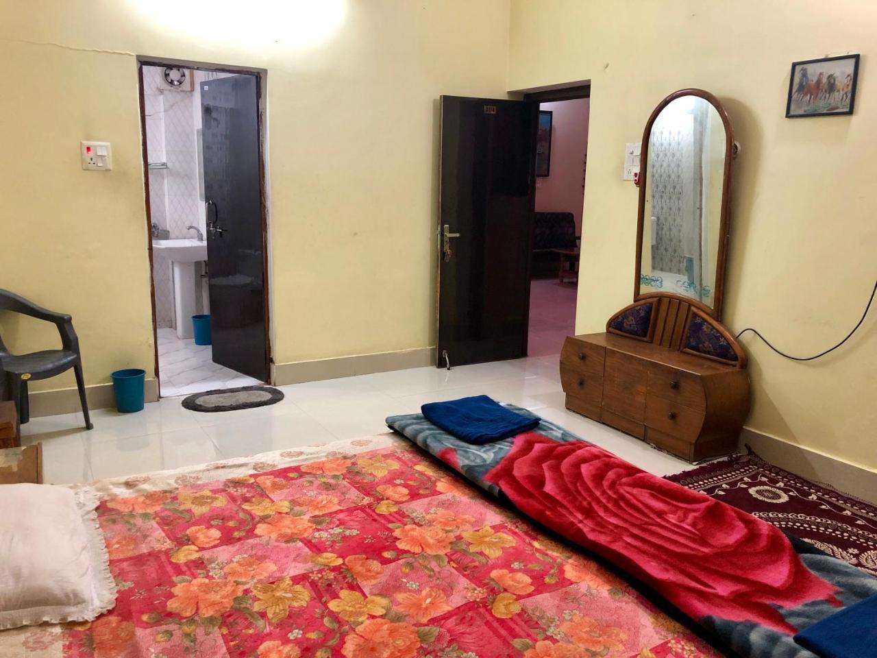 Gangotri Paying Guest House Waranasi Zewnętrze zdjęcie